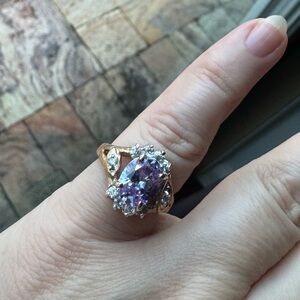 Elegant Purple and Gold Women's Ring